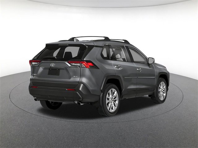 2025 Toyota RAV4 XLE photo 2