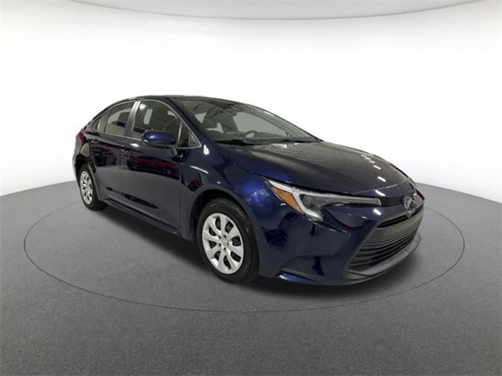 Used 2025 Toyota Corolla Hybrid LE Sedan