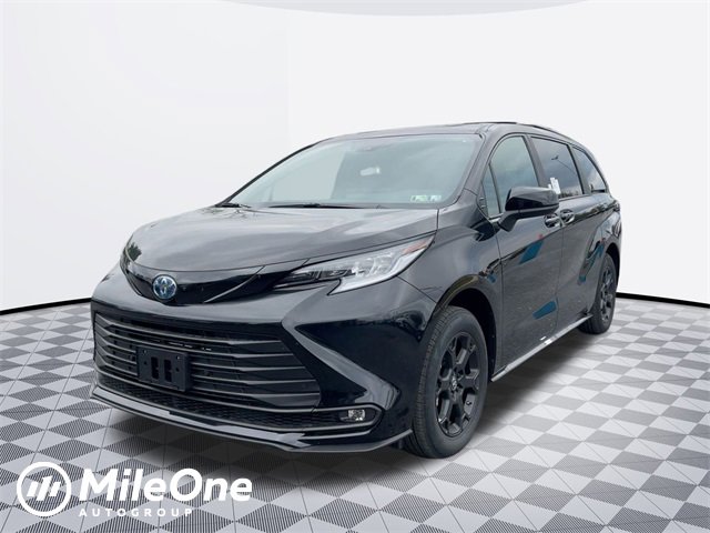 2025 Toyota Sienna Van Passenger Van 