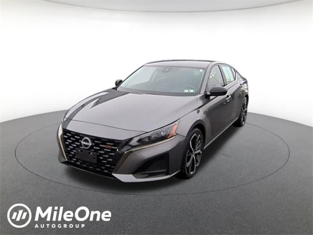 Used 2023 Nissan Altima 2.5 SR Sedan