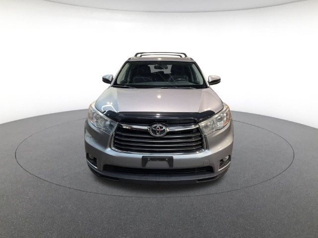 Used 2016 Toyota Highlander XLE with VIN 5TDJKRFH0GS341468 for sale in Owings Mills, MD