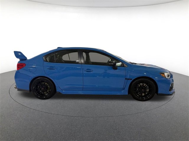2016 Subaru WRX STI photo 4