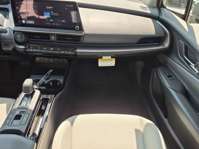 2026 Toyota Prius XLE - Photo 9
