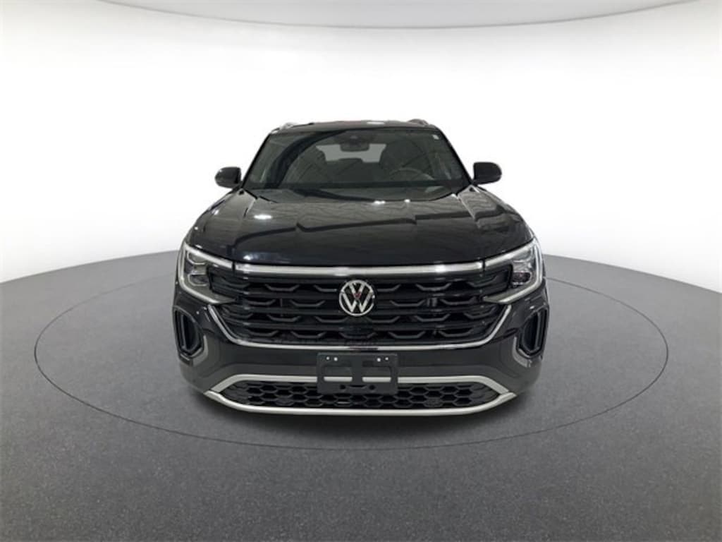 Used 2024 Volkswagen Atlas Cross Sport 2.0T SE w/Technology Sport Utility