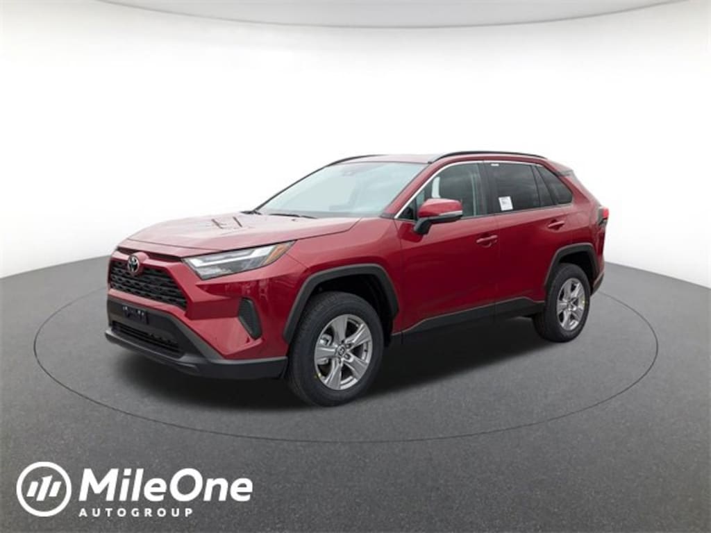New 2025 Toyota RAV4 XLE SUV