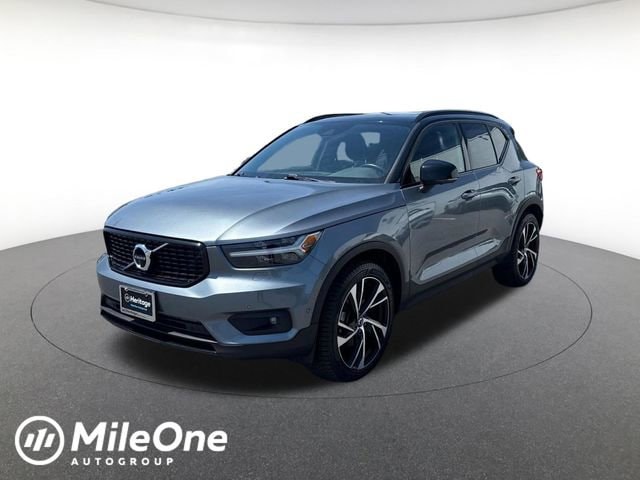 2019 Volvo XC40 T5 R-Design AWD's photo