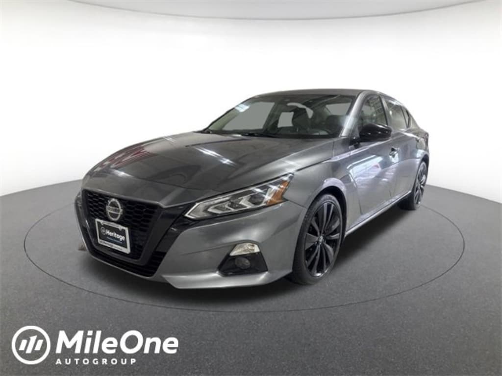 Used 2022 Nissan Altima 2.5 SR Sedan