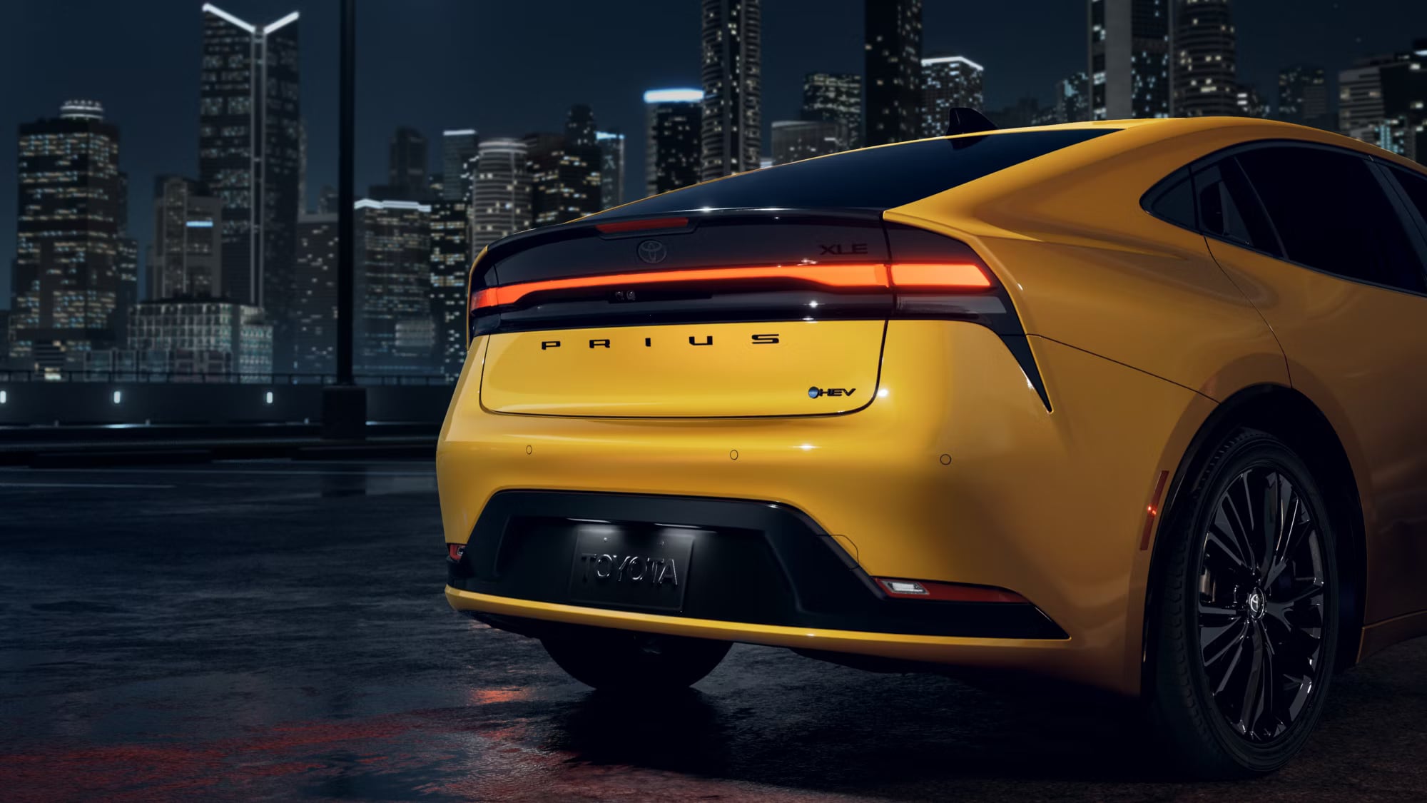 2025-Toyota-Prius-Back-closeup.png