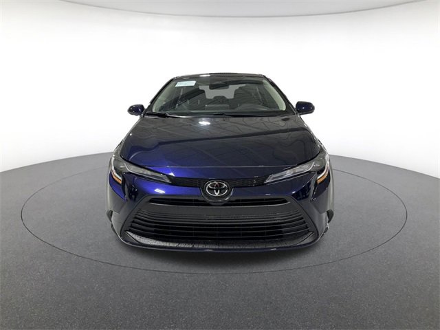 2025 Toyota Corolla LE photo 2