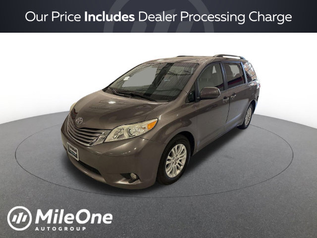 2016 Toyota Sienna Passenger Van 
