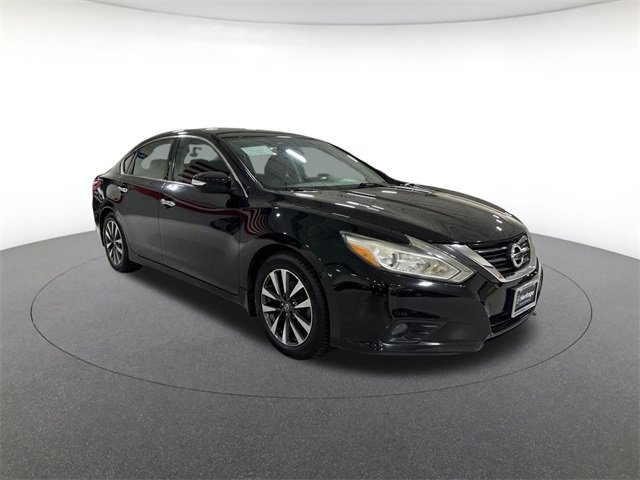 2017 Nissan Altima 2.5 SV photo 3