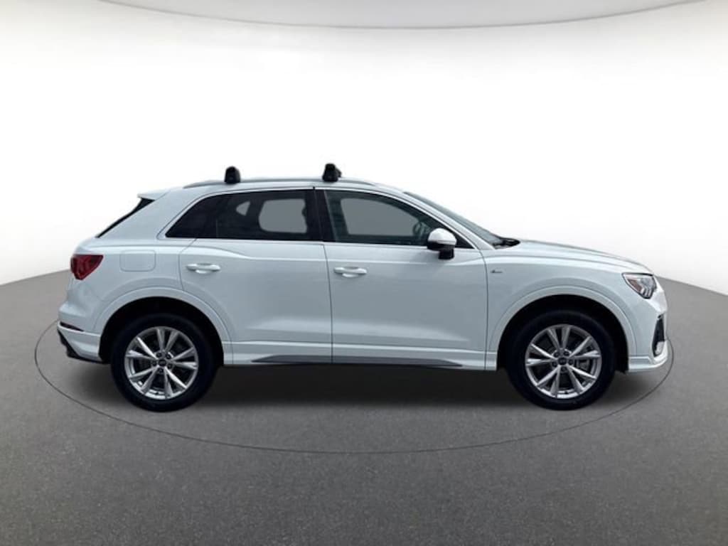 Used 2023 Audi Q3 Premium Sport Utility
