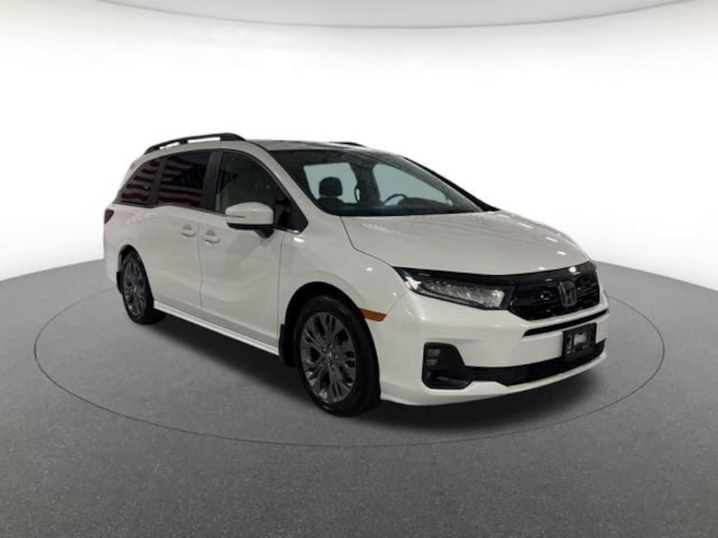 Used 2026 Honda Odyssey Touring Passenger Van