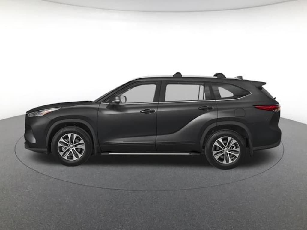 New 2026 Toyota Highlander Hybrid XLE SUV