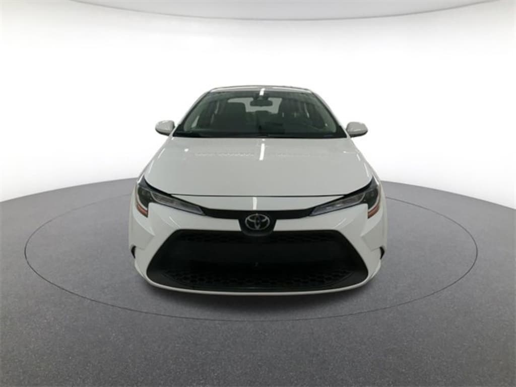 Used 2022 Toyota Corolla LE Sedan