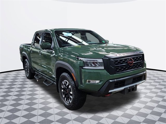 2024 Nissan Frontier PRO-4X photo 2