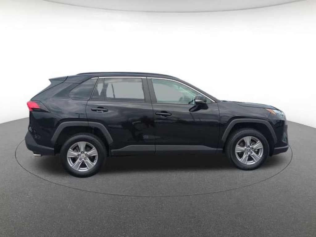 Used 2024 Toyota RAV4 XLE Sport Utility