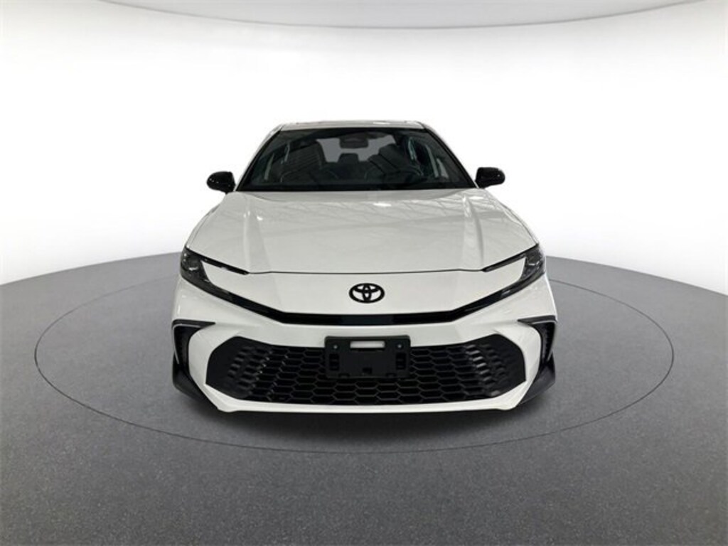 Used 2025 Toyota Camry SE Sedan