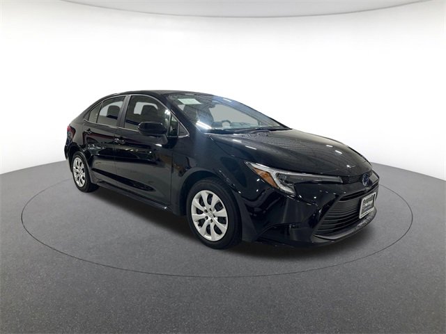 2025 Toyota Corolla Hybrid LE photo 3
