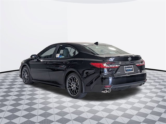 2025 Toyota Camry SE photo 2