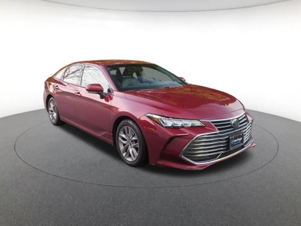 Used 2022 Toyota Avalon XLE Sedan