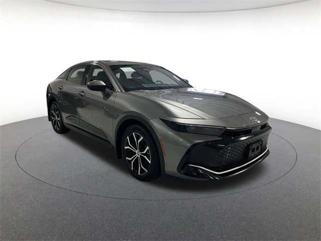 2023 Toyota Crown XLE photo 3