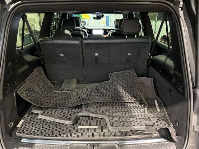 2024 Jeep Grand Wagoneer L Series III - Photo 23