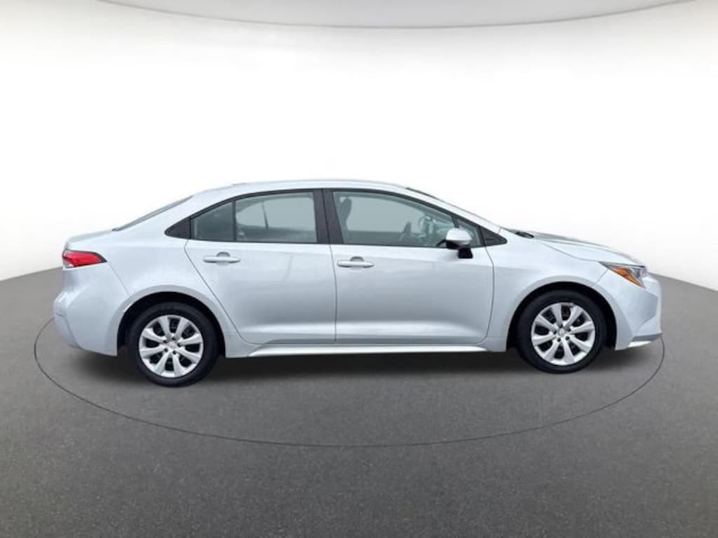 Used 2024 Toyota Corolla LE Sedan