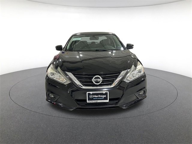 2017 Nissan Altima 2.5 SV photo 2