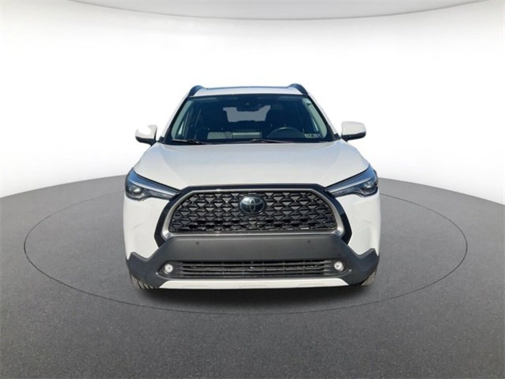Used 2022 Toyota Corolla Cross XLE Sport Utility