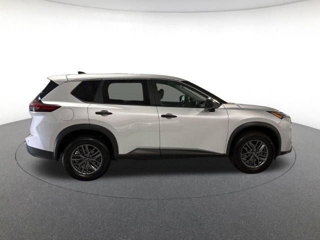 Used 2024 Nissan Rogue S Sport Utility