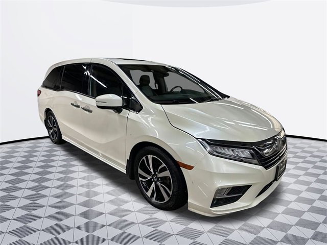 2018 Honda Odyssey Elite photo 3
