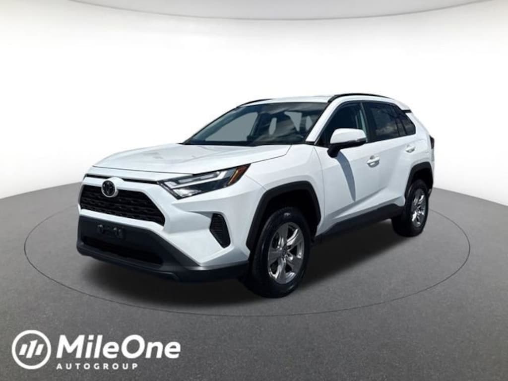 Used 2024 Toyota RAV4 XLE Sport Utility