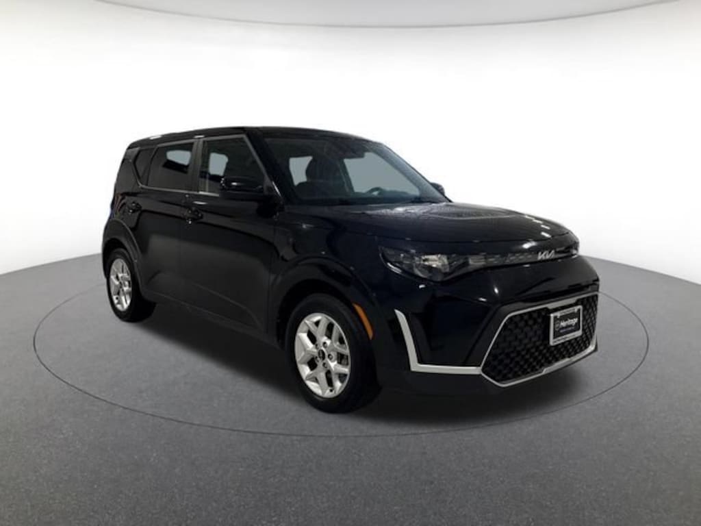 Used 2023 Kia Soul LX Hatchback