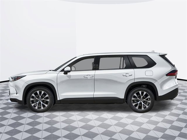 2026 Toyota Highlander Hybrid Limited photo 3