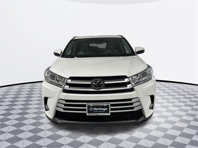 2018 Toyota Highlander XLE photo 2