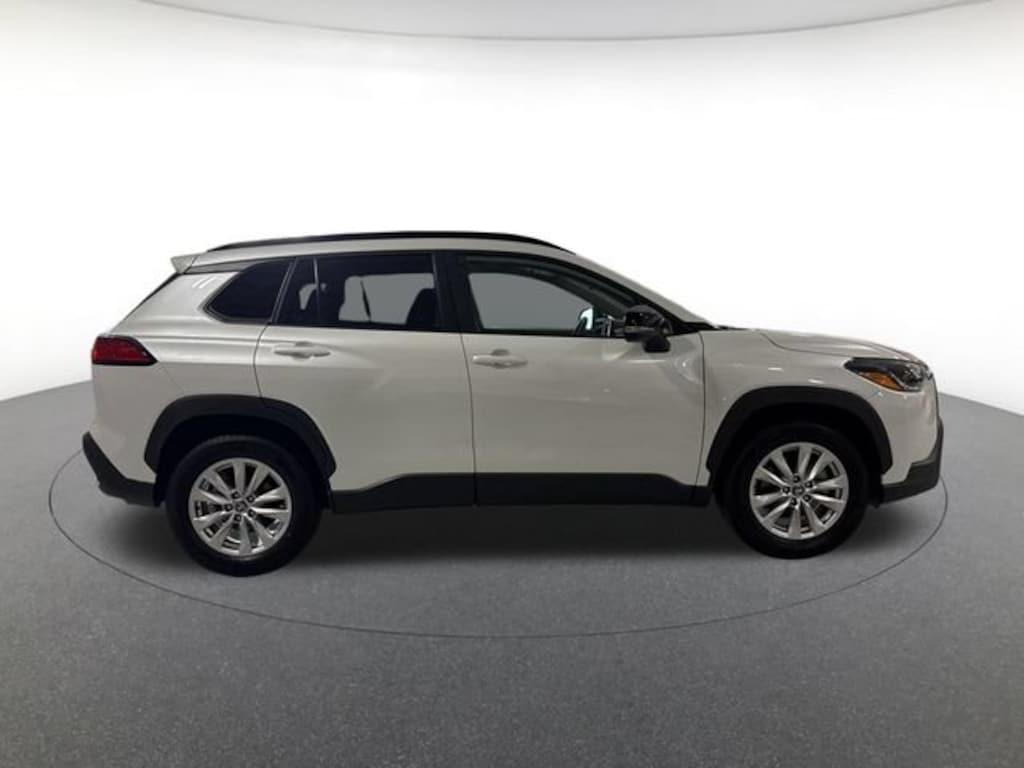 Used 2025 Toyota Corolla Cross LE Sport Utility