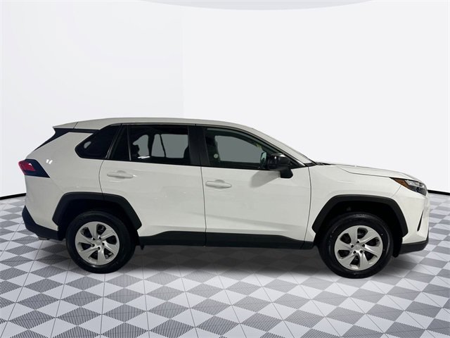 2024 Toyota RAV4 LE Sport photo 3