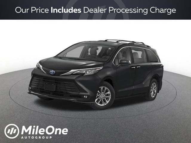 2026 Toyota Sienna XLE 8-Passenger Hybrid FWD's photo