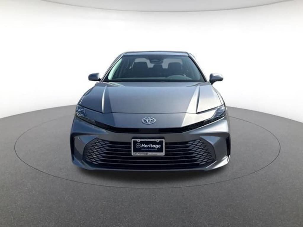 Used 2025 Toyota Camry XLE Sedan