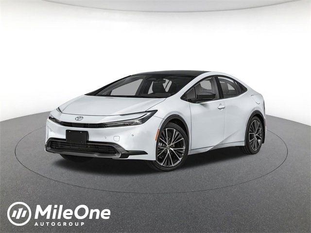 2026 Toyota Prius XLE's photo