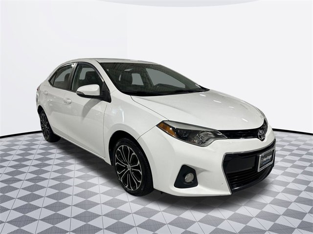 2015 Toyota Corolla Plus photo 3
