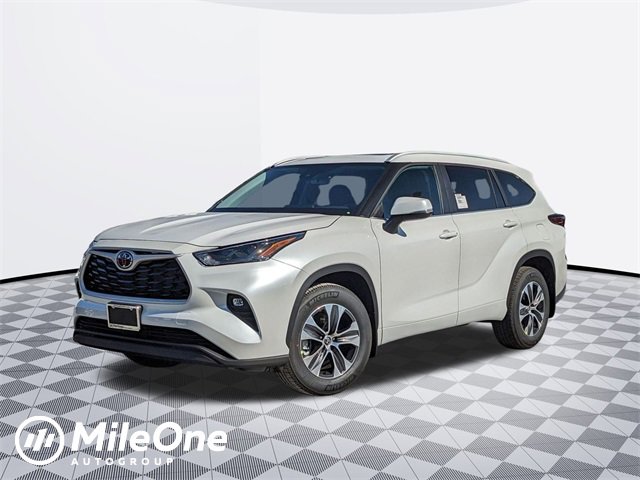2025 Toyota Highlander SUV 