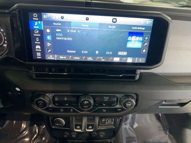 2024 Jeep Wrangler 2-Door Sport S - Photo 14