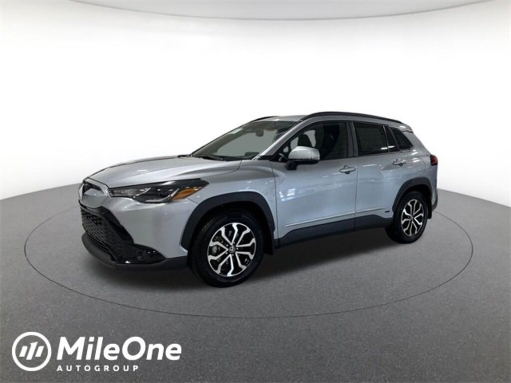 Used 2024 Toyota Corolla Cross Hybrid SE Sport Utility