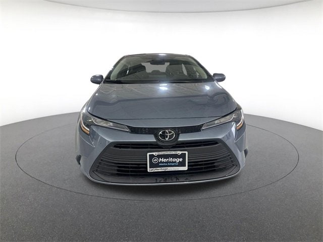 Used 2023 Toyota Corolla LE with VIN 5YFB4MDE4PP049082 for sale in Northfield, Minnesota