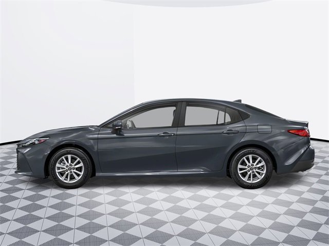 2026 Toyota Camry LE photo 3