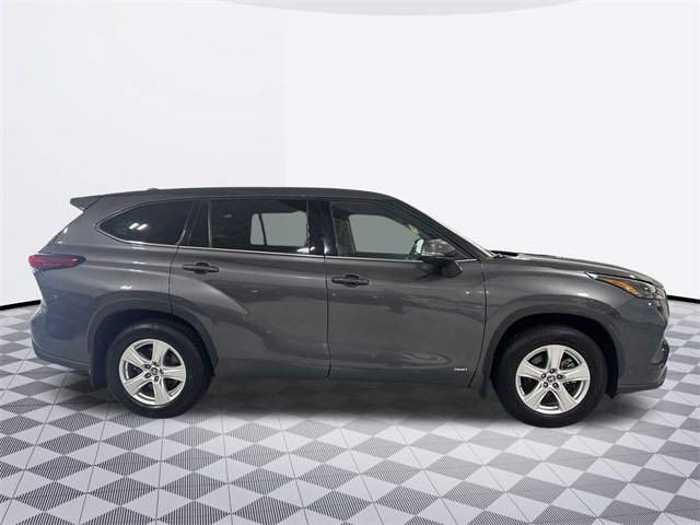 2022 Toyota Highlander Hybrid LE Sport photo 4