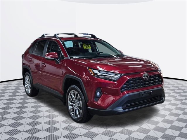 2024 Toyota RAV4 XLE Premium photo 2