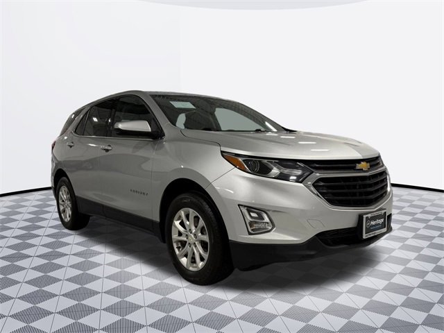 2018 Chevrolet Equinox LT photo 3